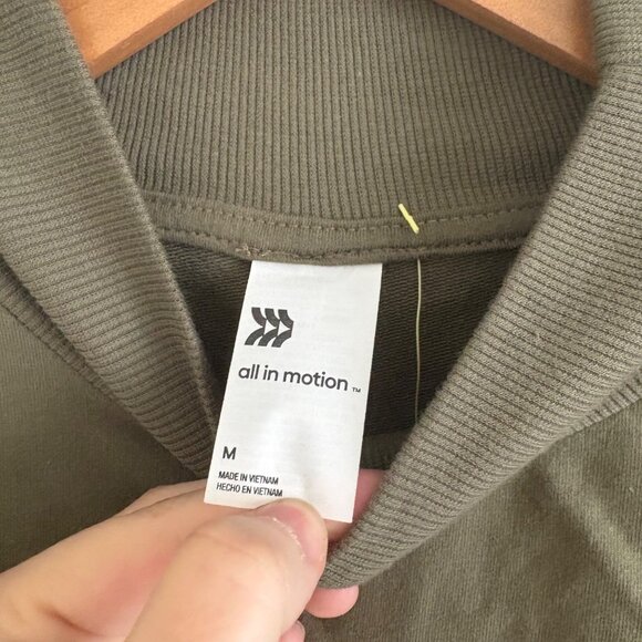 All In Motion Pullover Mock Neck Sweatshirt Green NWT Women’s Size M - Picture 8 of 8